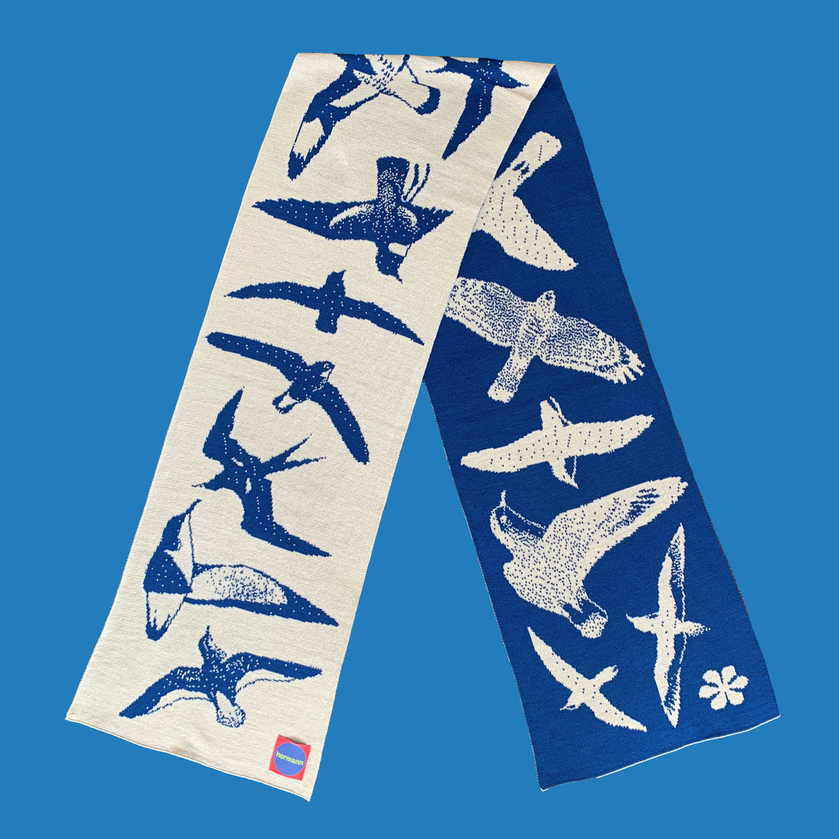 'The birds' pure woollen scarf