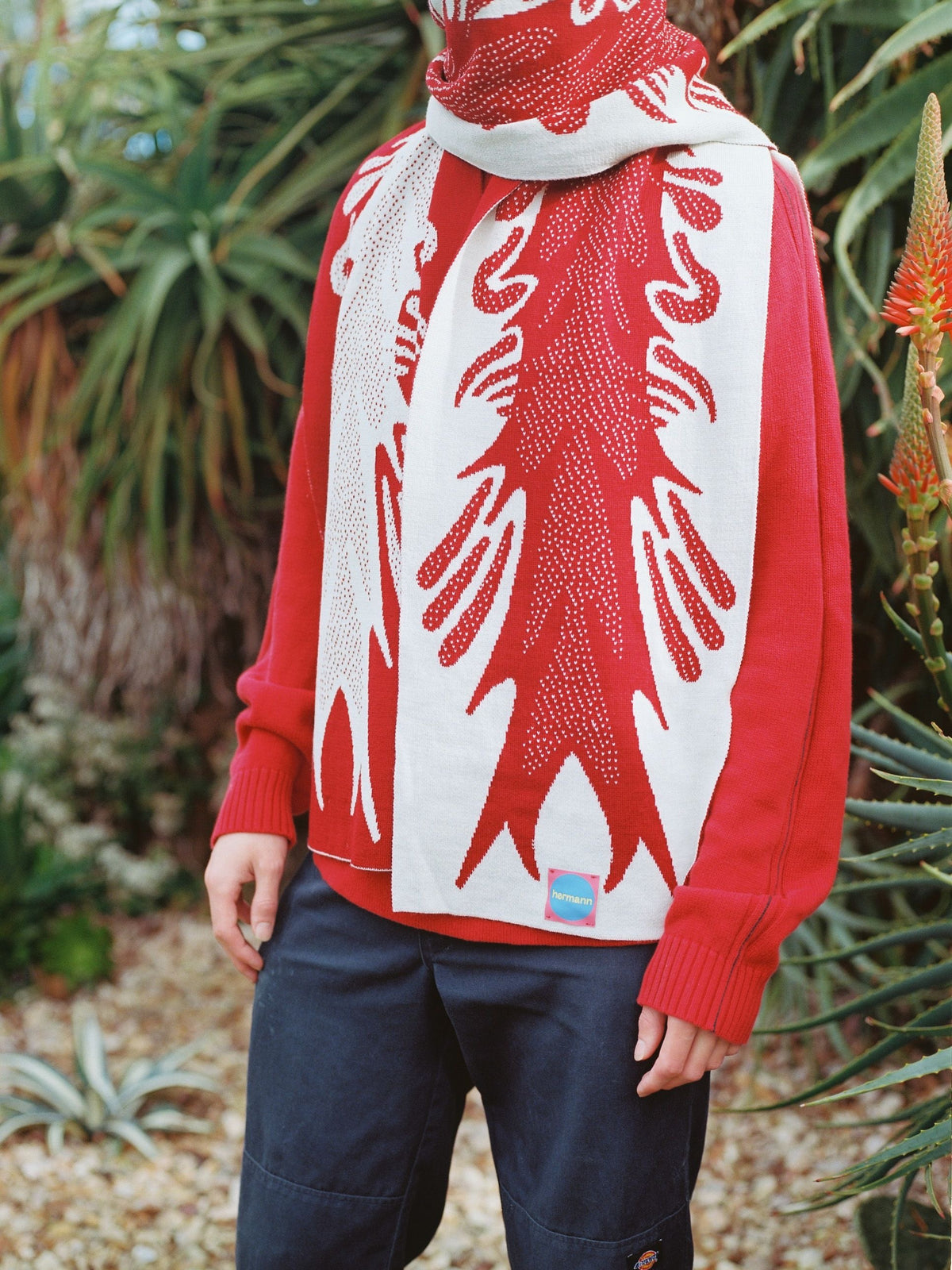 'Lava' pure woollen scarf